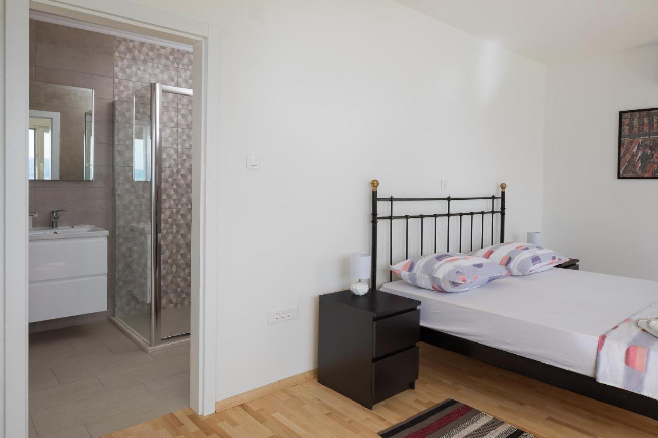Absolute Beach Villa 奥米什 外观 照片